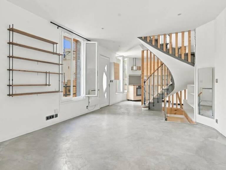 Triplex de 4 pièces de 76 m² au Pré-Saint-Gervais — photo 1
