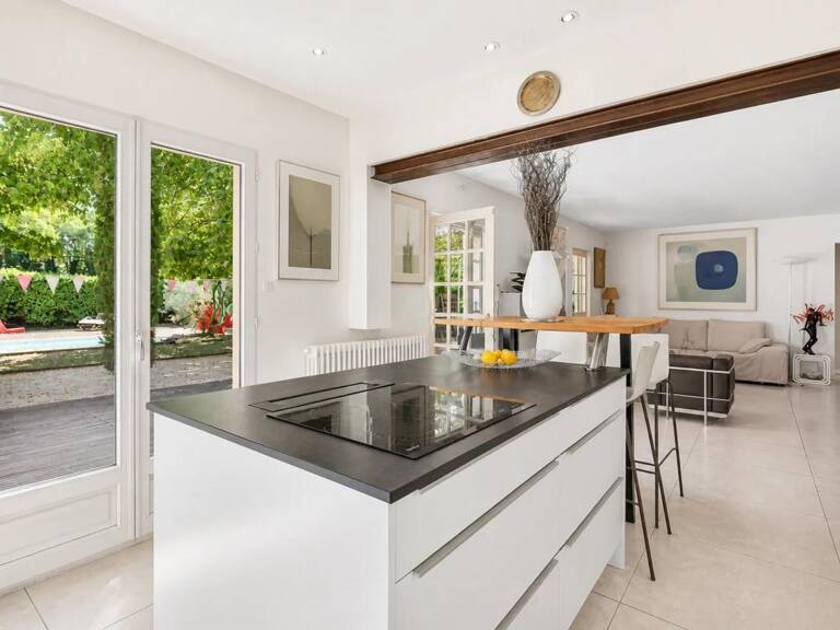 Maison de 4 pièces de 106 m² à L'Isle-sur-la-Sorgue — photo 1