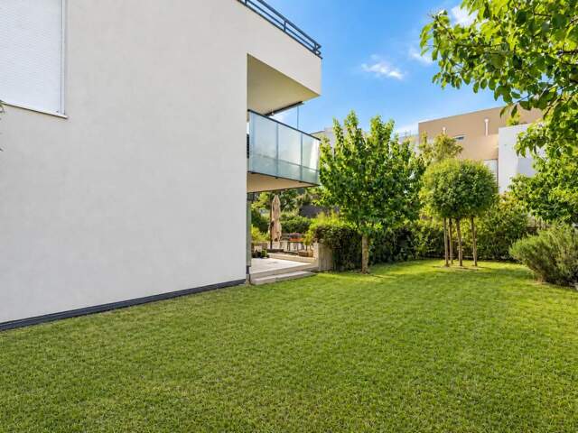 Appartement 3 pièces avec grand jardin arboré — photo du bien