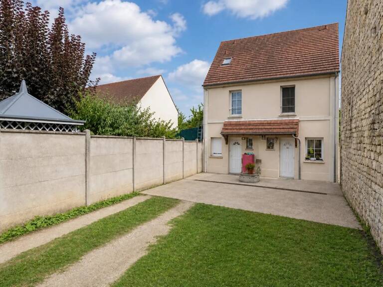 Maison de 3 pièces de 76 m² à Cires-lès-Mello — photo 1