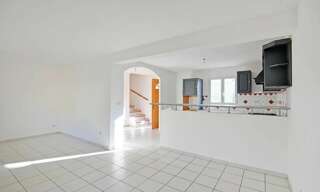 Maison 4 Pièces 77 m² à vendre à Saint-Julien-les-Rosiers (30340)