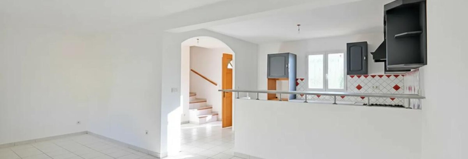 Maison 4 Pièces 77 m² à vendre à Saint-Julien-les-Rosiers (30340)