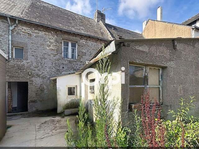 Maison À Vendre AUX PORTES DES REMPARTS DE GUERANDE – UN PROJET POUR LES AMOUREUX DE L'ANCIEN — photo du bien