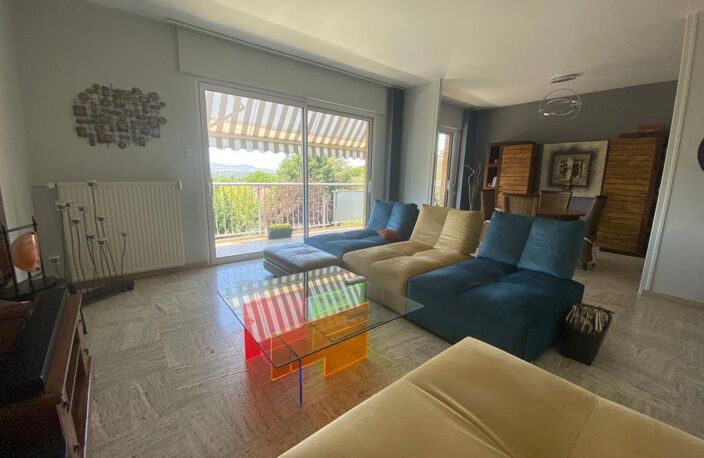 Appartement À Vendre — photo 2