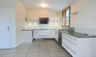Appartement 5 Pièces 160 m² à louer à Saint-Genis-Laval (69230)