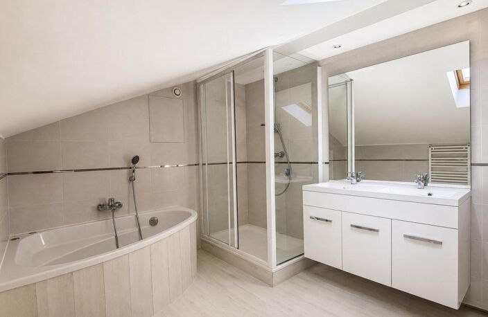 Appartement T3 - 2 chambres - centre village — photo 3