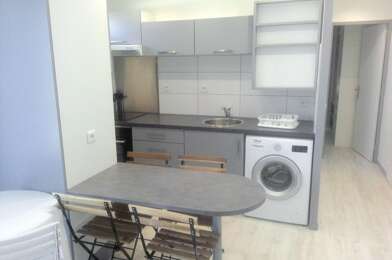 Appartement 2 pièces 832 €