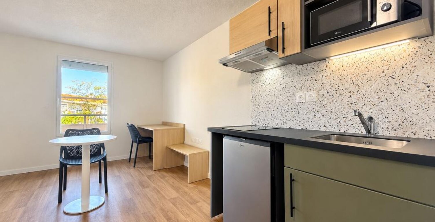 Appartement À Louer — photo 1