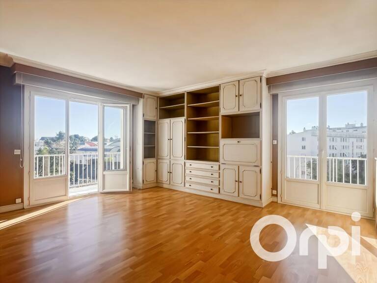 Appartement À Vendre — photo 1