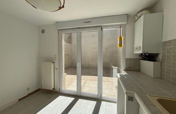Appartement À Vendre — photo 2