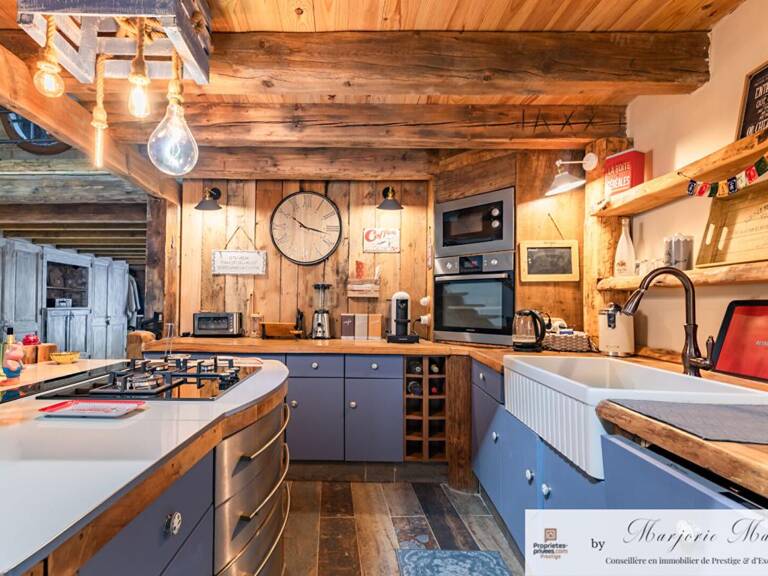 Vente Loft sur garage - Montbrun Des Corbieres (11700) - 5 pièce(s) - 175 m2 -  225 000 — photo 1