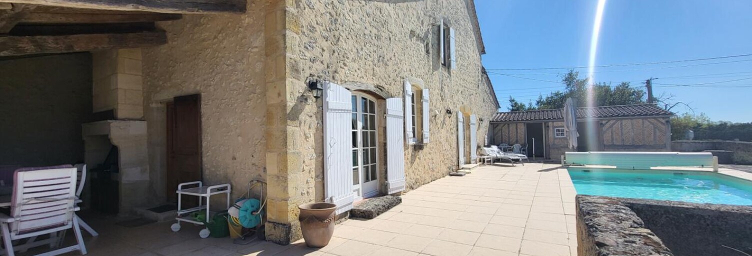 Maison 8 Pièces 205 m² à vendre à Villefranche-de-Lonchat (24610)