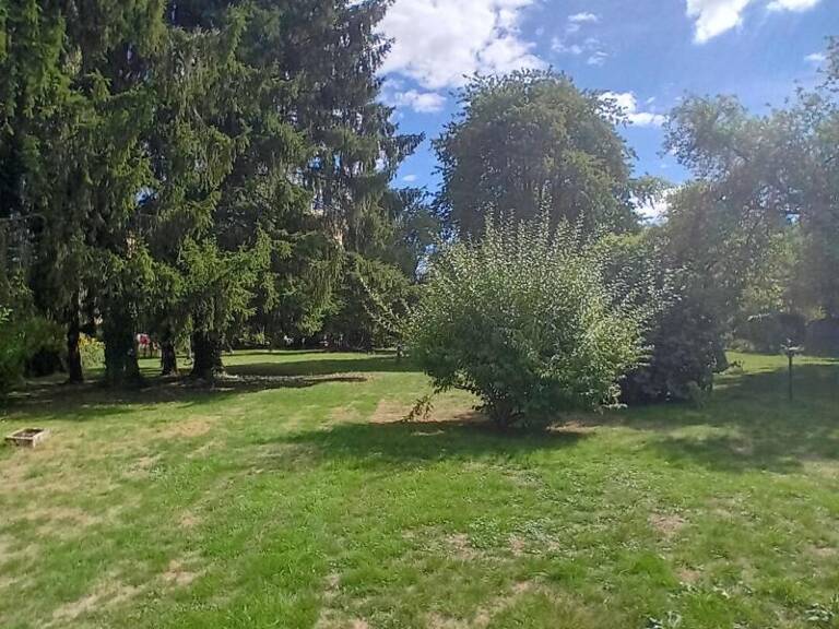 De l'espace à Essert avec 5  chambres sur 2944 m2 de terrain constructible — photo 1