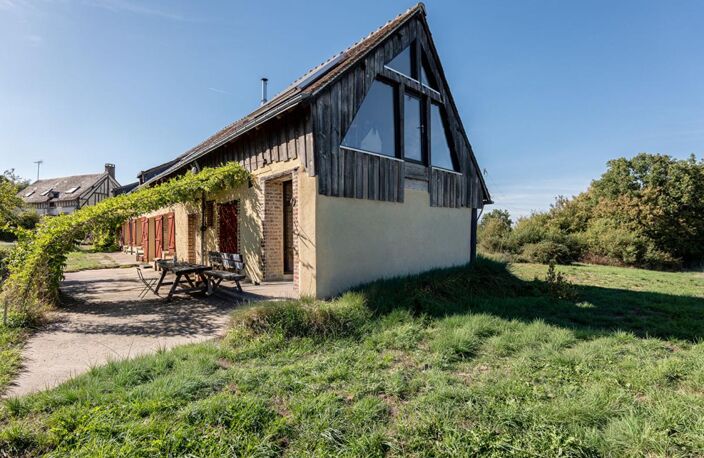 LIEUX UNIQUES ® x PROPRIÉTÉS PRIVÉES ® PROPOSE BELLE LONGÈRE 202 M² SUR UN TERRAIN DE 9051 M² - BOURSAY — photo 4