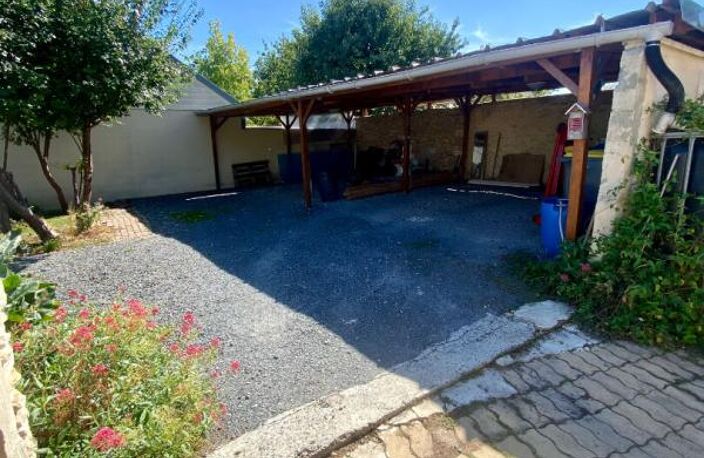 Hubert-Folie Maison familiale de 187 m² avec sous-sol complet et grand terrain — photo 3