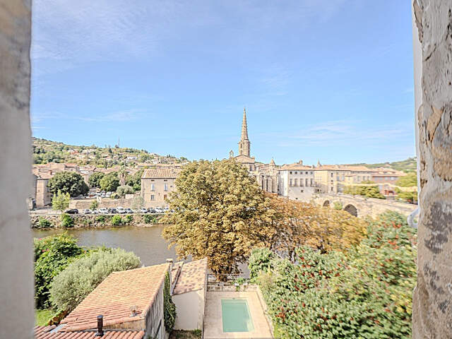 Appartement  3 pièce(s) 71,58 m2 - Grenier — photo du bien