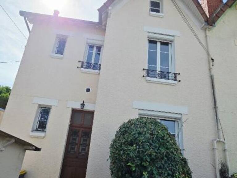 BOURGES MAISON DE 87.5M² 4 PIECES 3 CHAMBRES GARAGE — photo 1