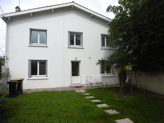 Maison  4 pièces 77 m2 — photo du bien