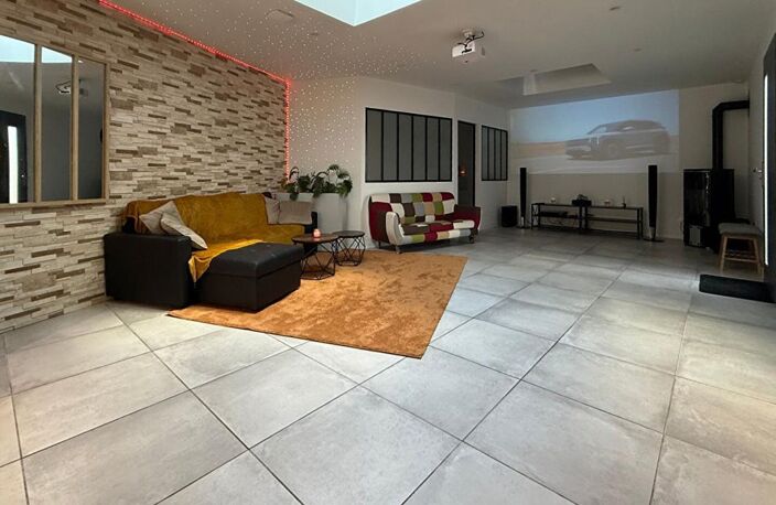 Maison Loire Authion contemporaine 8 pièces 220 m2 piscine — photo 4