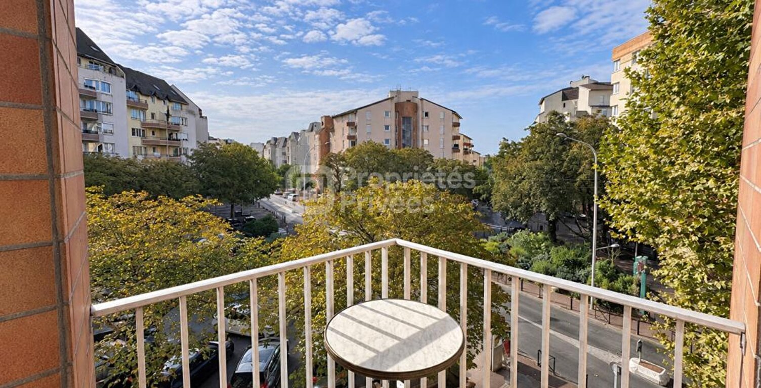 94000 CRÉTEIL PORT - APPARTEMENT 5 PIÈCES RÉNOVÉ DE 80 M² - 3 CHAMBRES + BALCON + PARKING, VUE PORT — photo 1