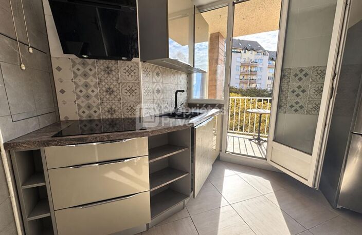 94000 CRÉTEIL PORT - APPARTEMENT 5 PIÈCES RÉNOVÉ DE 80 M² - 3 CHAMBRES + BALCON + PARKING, VUE PORT — photo 3