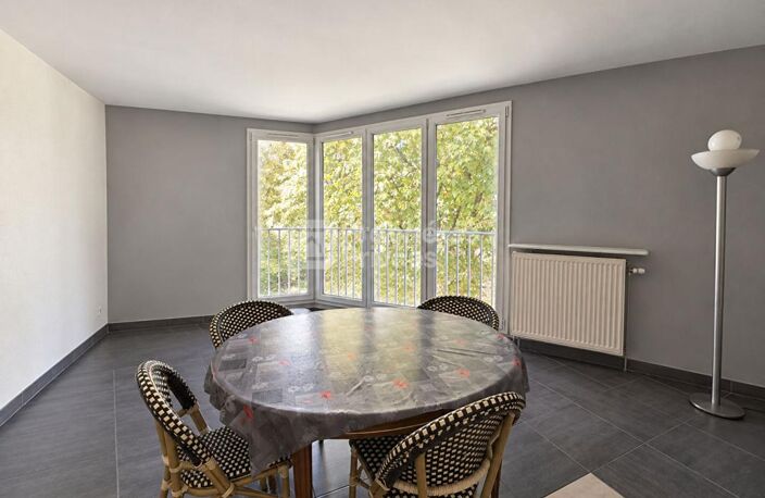 94000 CRÉTEIL PORT - APPARTEMENT 5 PIÈCES RÉNOVÉ DE 80 M² - 3 CHAMBRES + BALCON + PARKING, VUE PORT — photo 4