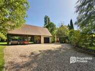 Propriété de 230 m² sur environ 2,5 hectares avec piscine, prairies et cadre paisible — photo 4