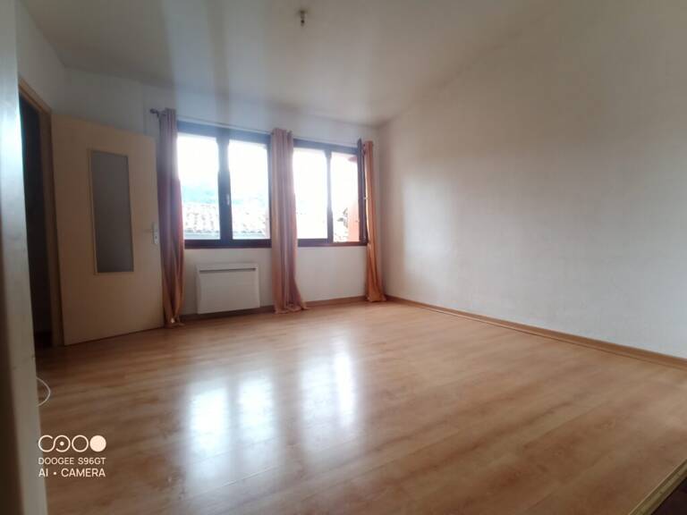 À louer – Appartement T3 de 57 m² au cœur du centre-ville — photo 1