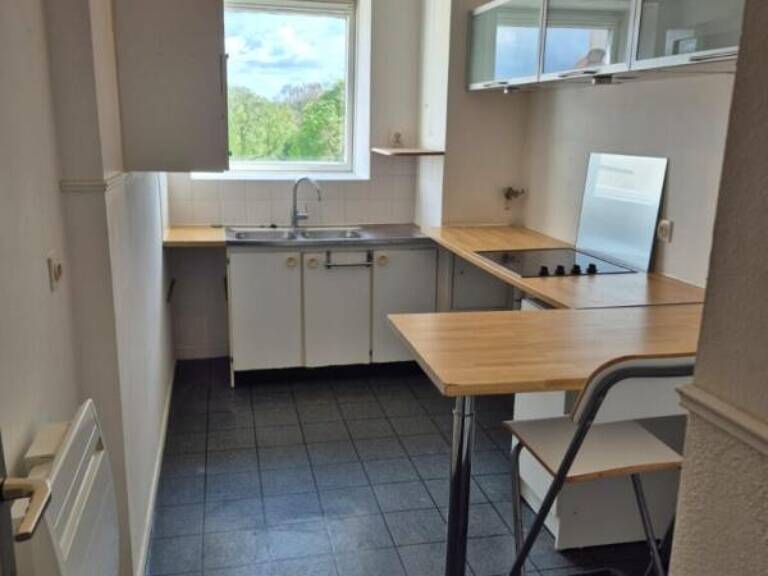 VILLEPREUX A VENDRE APPARTEMENT T2 46.53 M2 AVEC BALCON — photo 1