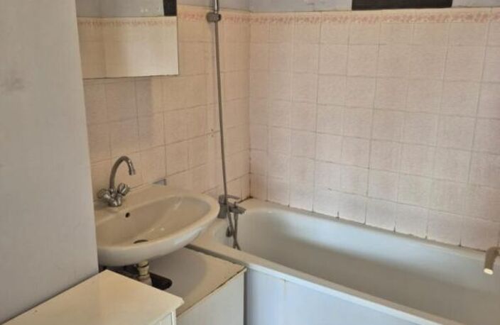 VILLEPREUX A VENDRE APPARTEMENT T2 46.53 M2 AVEC BALCON — photo 4