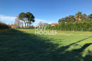 Terrain  228500 €