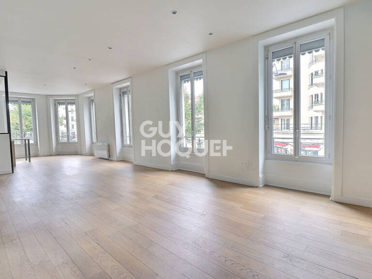 T4 avec cachet de l'ancien - Proche Place Jules Guesde — photo 1