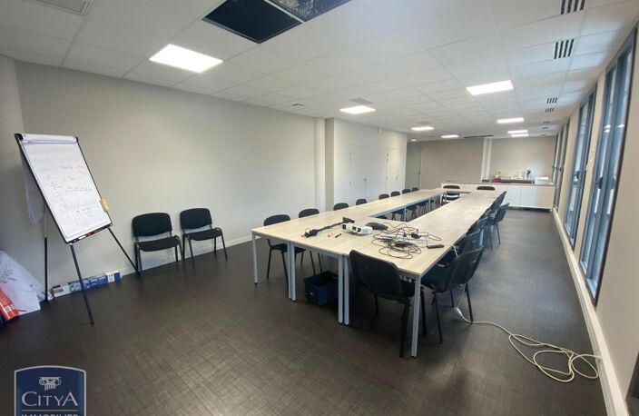 Location bureau 1 pièce 88 m² à Chambéry (73000) — photo 4