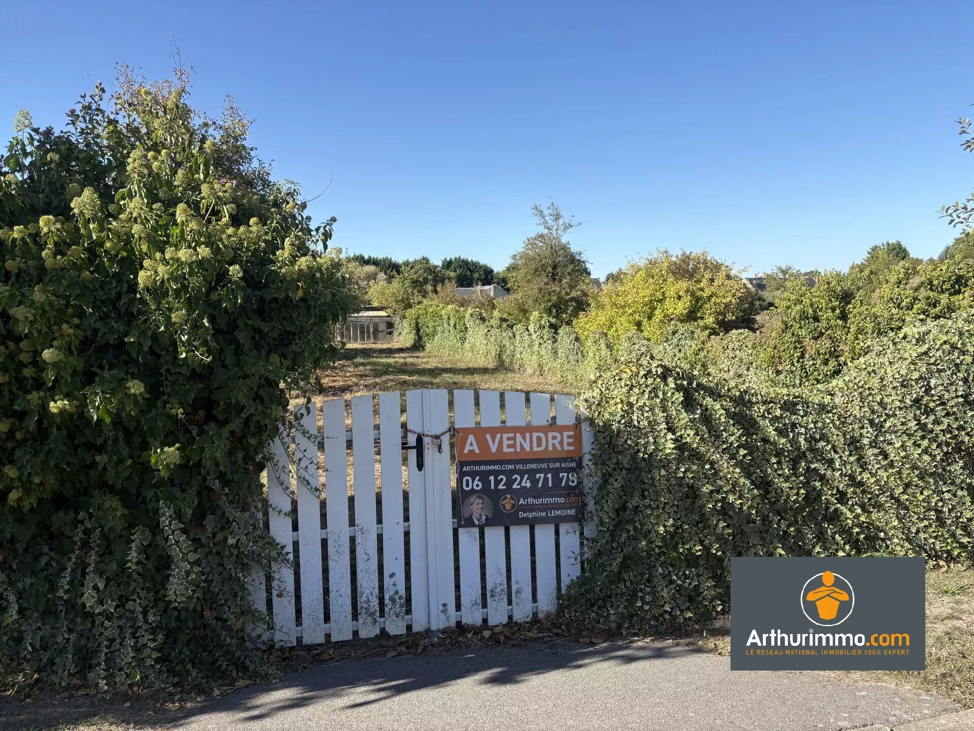 Vente Terrain 626 m2 à Marchais · 18 000 €