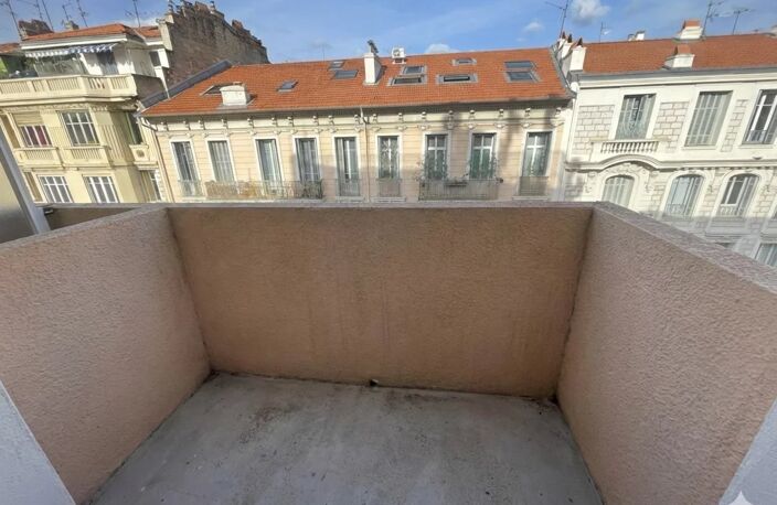 Charmant studio meublé avec balcon à Nice — photo 2