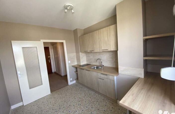 Vente appartement 2 pièces 51 m² Tours (37000) — photo 2