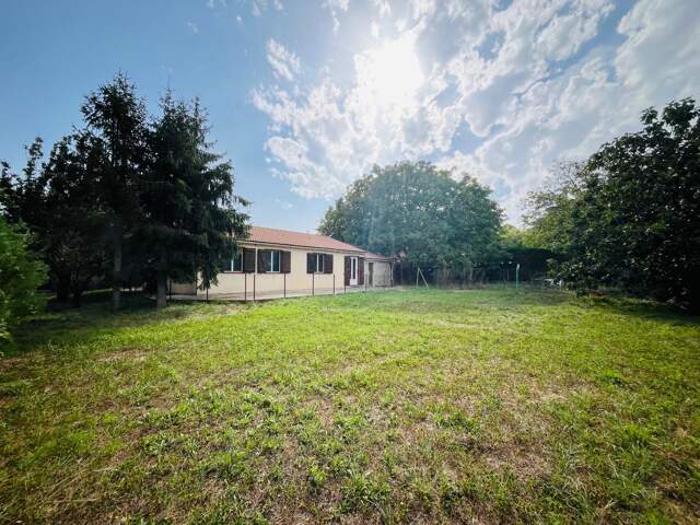 5 Min Villefranche, villa de plain-pied avec jardin et garage — photo du bien