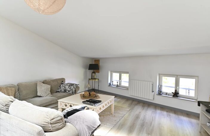 Appartement à Niort, 5 pièces, 104.18 m² — photo 2