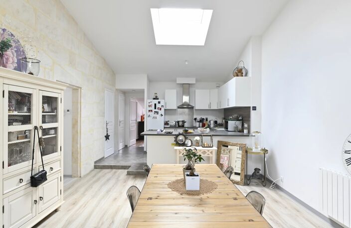 Appartement à Niort, 5 pièces, 104.18 m² — photo 3