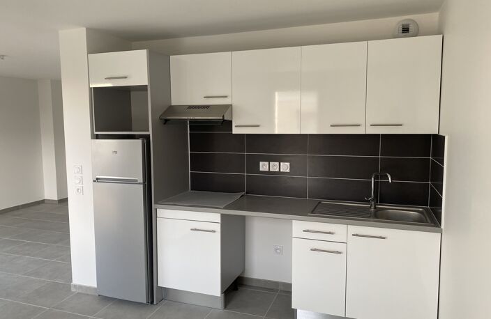 Location appartement 3 pièces 69 m² à Mondonville (31700) — photo 2
