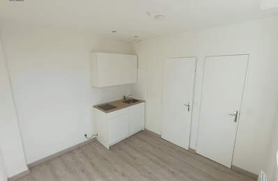 Studio non meublé 11m2 Saint-Pierre — photo du bien