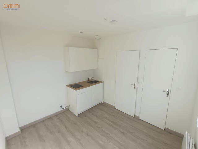 Studio non meublé 11m2 Saint-Pierre — photo du bien