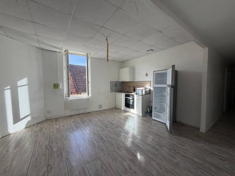 APPARTEMENT FAMILIAL EN VILLE — photo 1