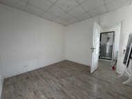 APPARTEMENT FAMILIAL EN VILLE — photo 4
