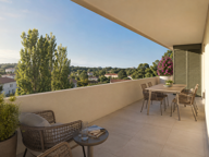 BRIGNOLES CENTRE – T3 de 70M² AVEC BELLE TERRASSE & 2 CHAMBRES — photo 2