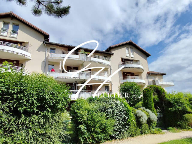 Grand duplex avec terrasse — photo du bien
