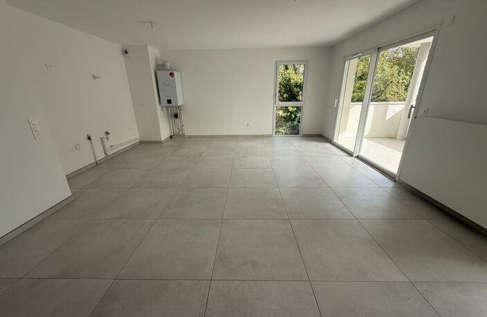 Appartement T4 au 1er étage de 83,20 m² avec terrasse — photo 4