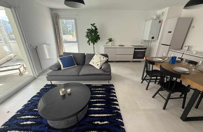 Appartement T4 de 84 m² en rez-de-terrasse — photo 3