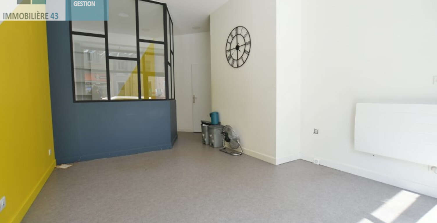 Local commercial — photo 1
