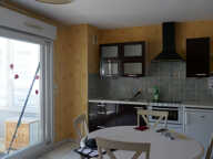 FAVERGES. APPARTEMENT T1BIS AVEC GARAGE ET PARKING PRIVATIF — photo 2